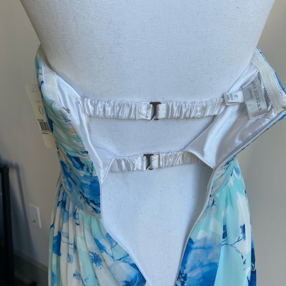 NWT Donna Morgan Stephanie Gown, Size 0 - Picture 4 of 6